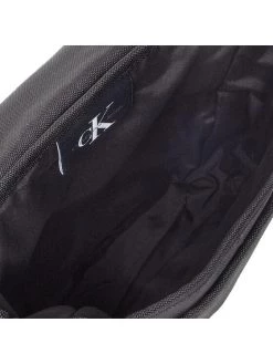 Calvin Klein Jeans Sacoche Cargo Flap Reporter 18 K50K509808 Noir -France Sacs banane et sacoches hommes Soldes Boutique calvin klein jeans sacoche cargo flap reporter 18 k50k509808 noir 4