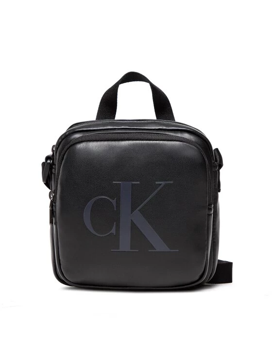 Calvin Klein Jeans Sacoche Monogram Soft Camera Bagi7 K50K509834 Noir 3 Calvin Klein Jeans Sacoche Monogram Soft Camera Bagi7 K50K509834 Noir