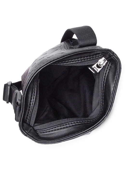 Calvin Klein Jeans Sacoche Monogram Soft Flatpack18 Aop K50K509362 Noir 6 Calvin Klein Jeans Sacoche Monogram Soft Flatpack18 Aop K50K509362 Noir – Image 4