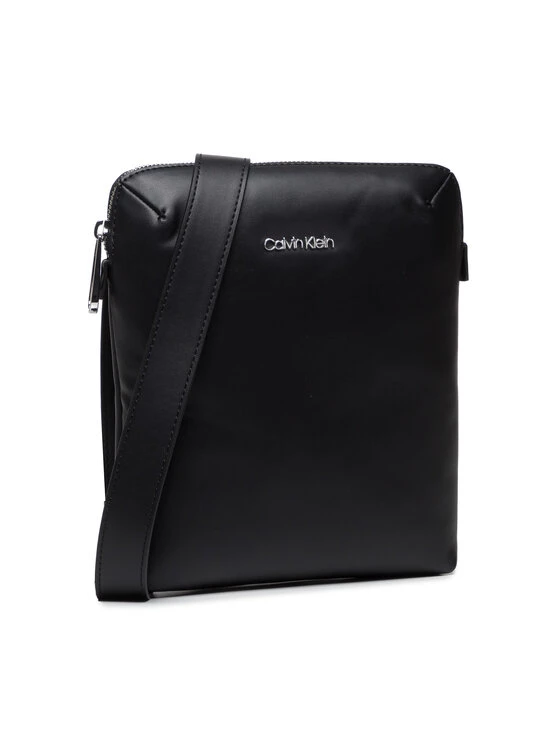 Calvin Klein Sacoche Boxed Flatpack K50K507796 Noir 4 Calvin Klein Sacoche Boxed Flatpack K50K507796 Noir – Image 2