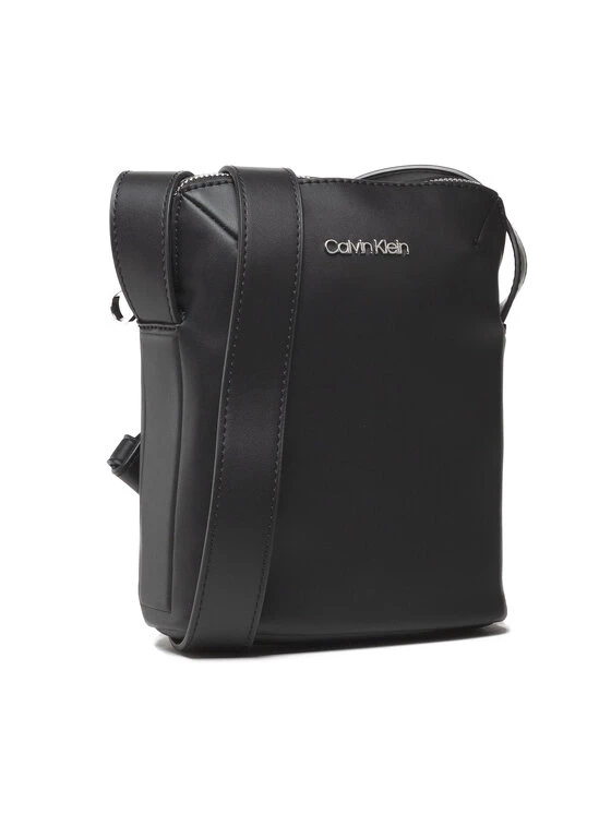 Calvin Klein Sacoche Boxed Reporter S K50K507799 Noir 4 Calvin Klein Sacoche Boxed Reporter S K50K507799 Noir – Image 2