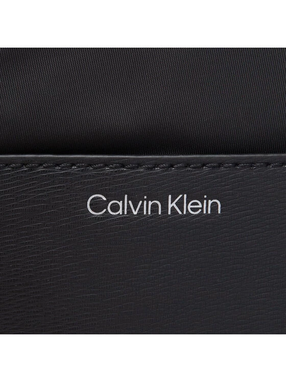 Calvin Klein Sacoche Classic Repleve Reporter S K50K508698 Noir 5 Calvin Klein Sacoche Classic Repleve Reporter S K50K508698 Noir – Image 3