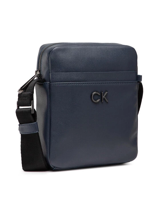 Calvin Klein Sacoche Foundation Reporter S W/Pckt K50K508717 Bleu marine 4 Calvin Klein Sacoche Foundation Reporter S W/Pckt K50K508717 Bleu marine – Image 2