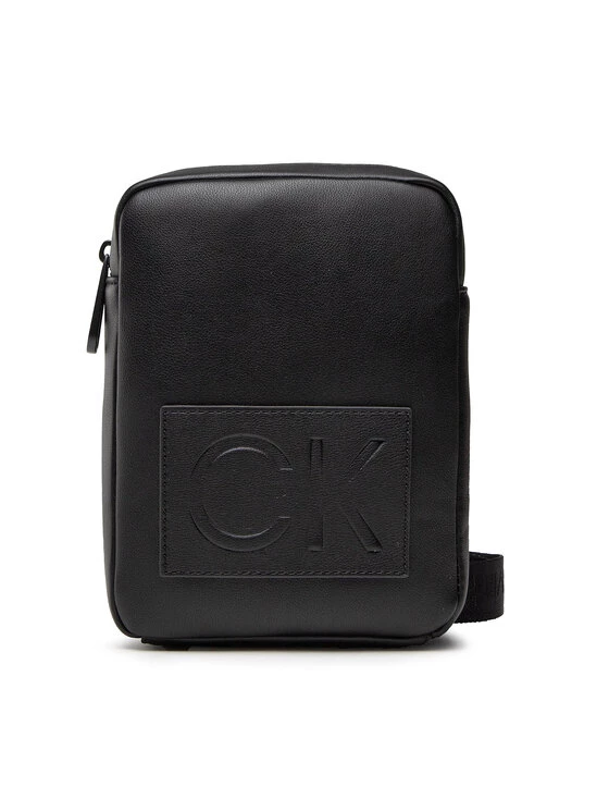 Calvin Klein Sacoche Graphic Ck Conv Reporter S K50K507920 Noir 3 Calvin Klein Sacoche Graphic Ck Conv Reporter S K50K507920 Noir