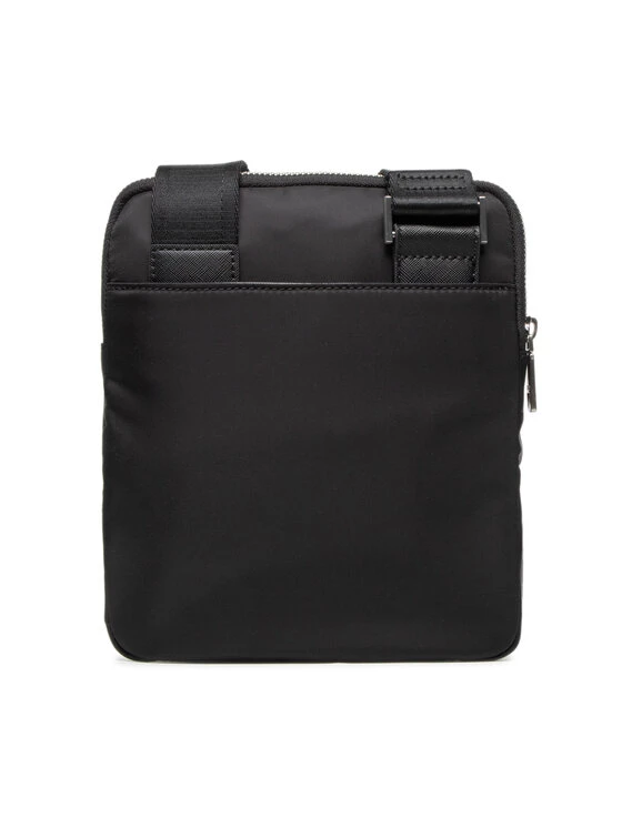 Guess Sacoche Certosa Smart Crossbody Flat HMECRN P2223 Noir 6 Guess Sacoche Certosa Smart Crossbody Flat HMECRN P2223 Noir – Image 4