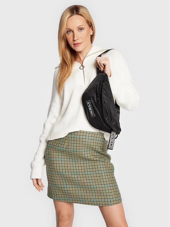 Iceberg Sac banane 22I P1P1 7213 6901 9000 Noir 8 Iceberg Sac banane 22I P1P1 7213 6901 9000 Noir – Image 6