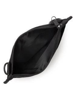 Lyle & Scott Sacoche Flat Pouch BA1400A Noir 11 Lyle & Scott Sacoche Flat Pouch BA1400A Noir -France Sacs banane et sacoches hommes Soldes Boutique lyle scott sacoche flat pouch ba1400a noir 4