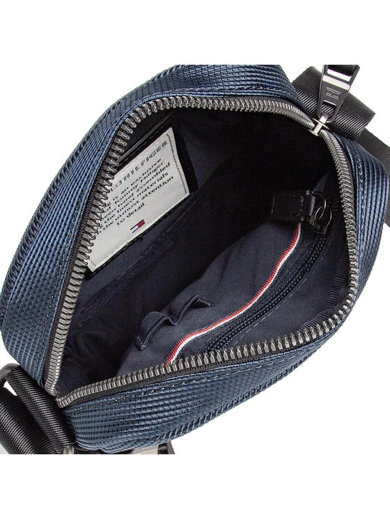 Tommy Hilfiger Sacoche 1985 Mini Reporter AM0AM09269 Bleu marine 7 Tommy Hilfiger Sacoche 1985 Mini Reporter AM0AM09269 Bleu marine – Image 5