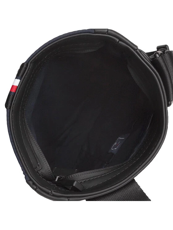 Tommy Hilfiger Sacoche Urban Commuter Mini Crossover AM0AM09253 Noir 6 Tommy Hilfiger Sacoche Urban Commuter Mini Crossover AM0AM09253 Noir – Image 4